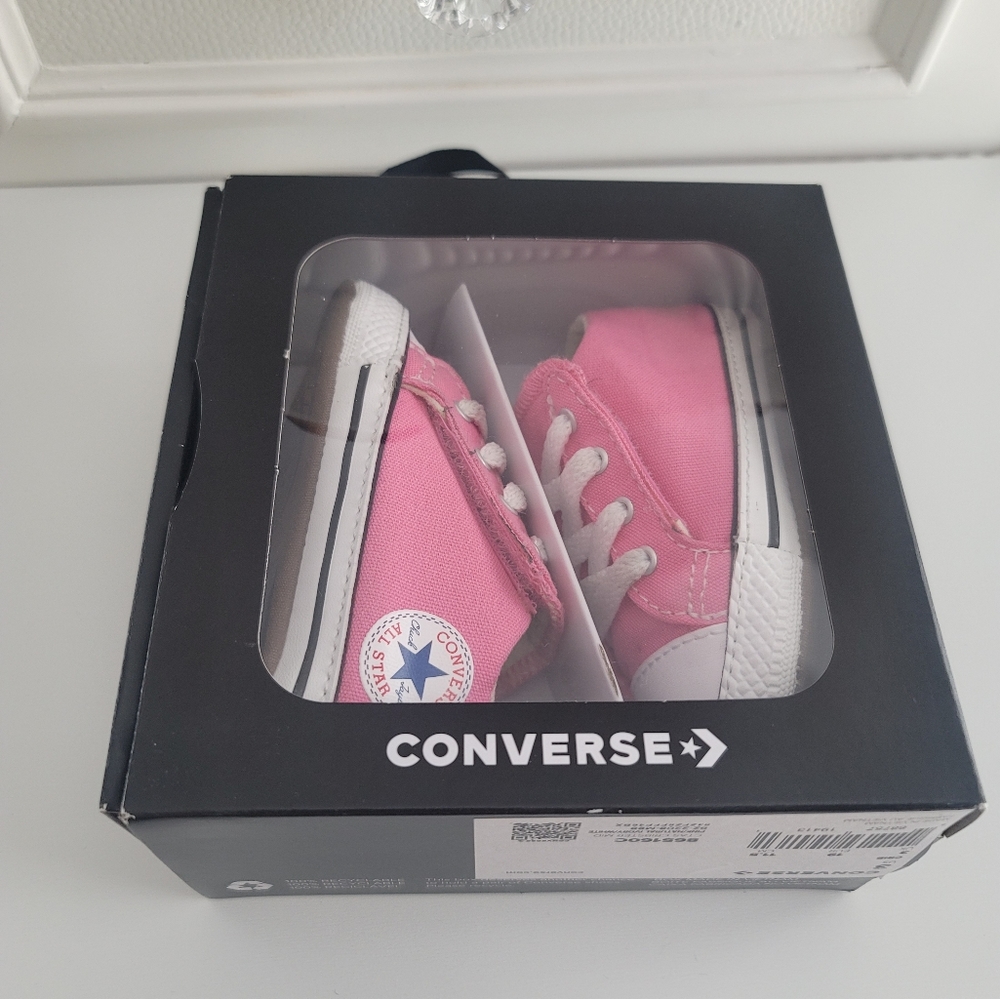 Pink converse all star